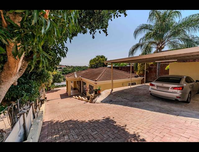 3 BEDROOM HOUSE FOR SALE IN MORNINGSIDE